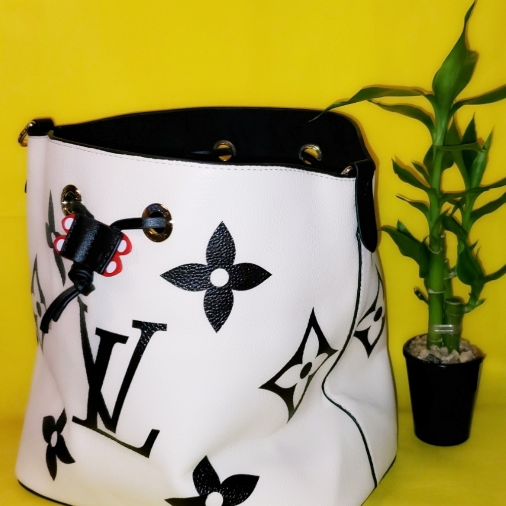 Handbag